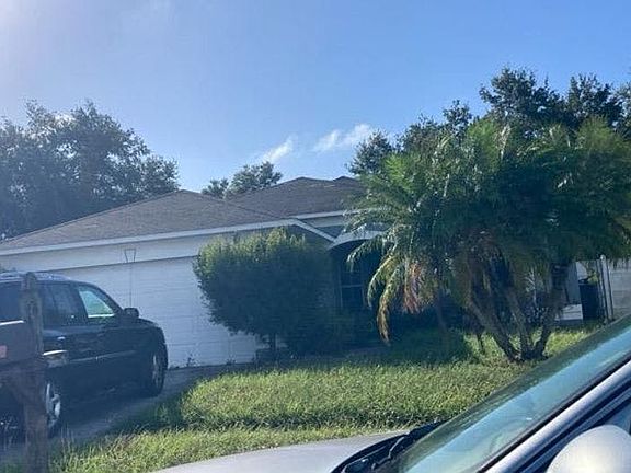 2nd image of 1512 Silktree Ct