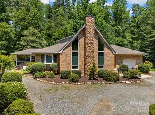 266 Case St, Columbus, NC 28722