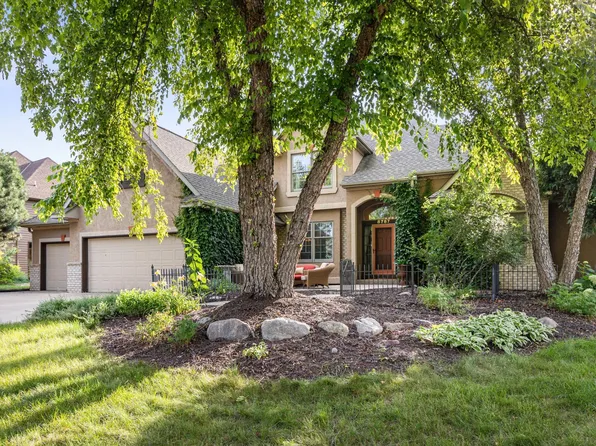 8787 Ridge Ponds Ln, Victoria, MN 55386