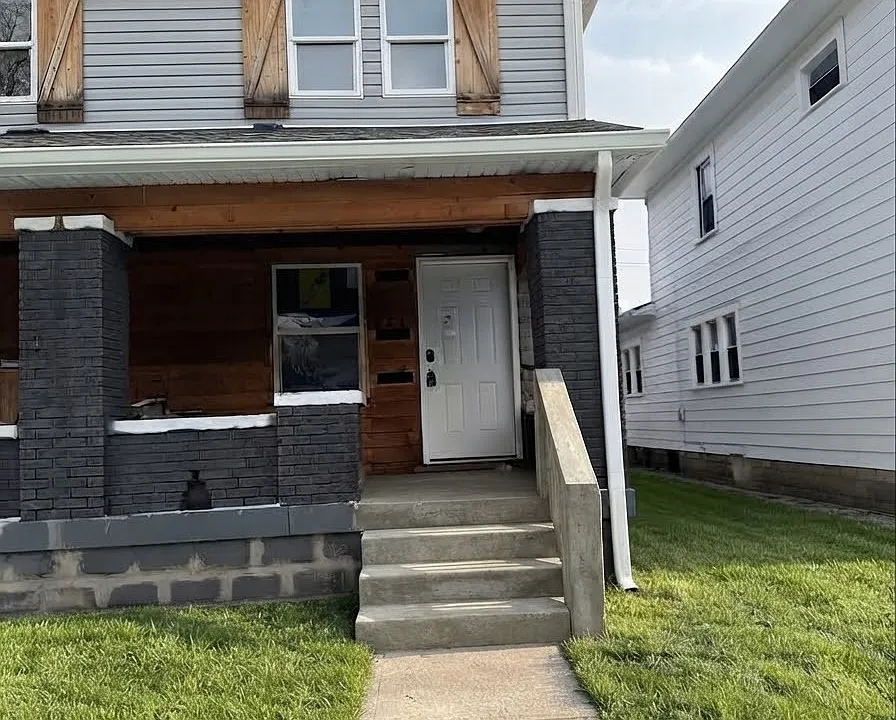 121 N Euclid Ave