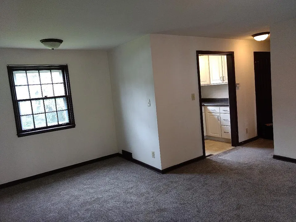 5815 Dendron Ln