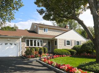 50 Beverly Rd, White Plains, NY 10605