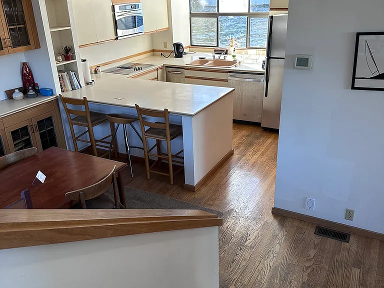 Dining room, kitchen