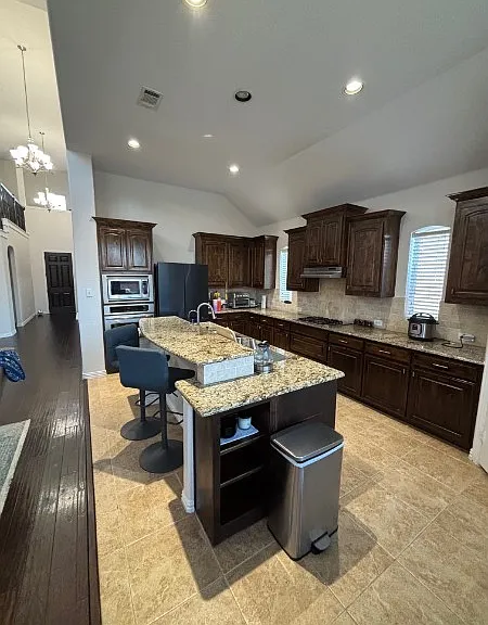 2504 Hammock Lake Dr — Photo 8