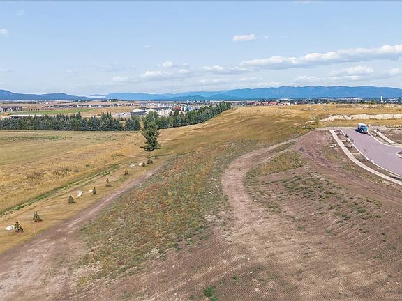 4th image of 728 Crown Ridge Dr Lot 19