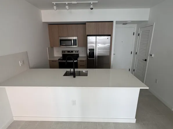 3032 NW 19th St #A1, Miami, FL 33125