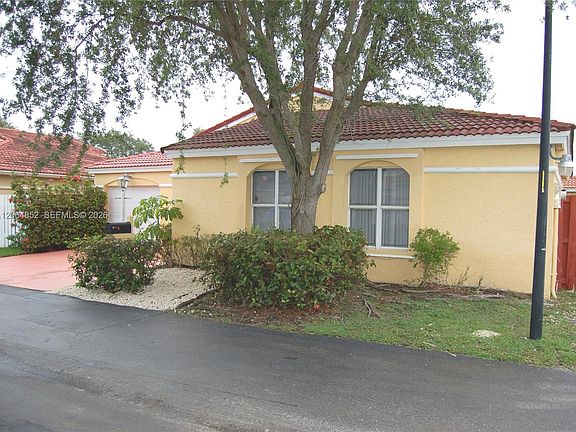 4th image of 10957 SW 73rd Ter