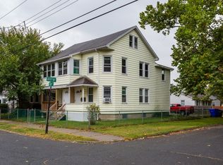 112 Eddy St, Springfield, MA 01104