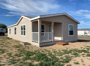 425 W Paris Trl, Paulden, AZ 86334