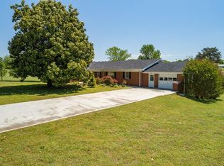 84 Vaughn Ave, Killen, AL 35645