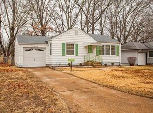 10220 Surf Dr, Saint Louis, MO 63137