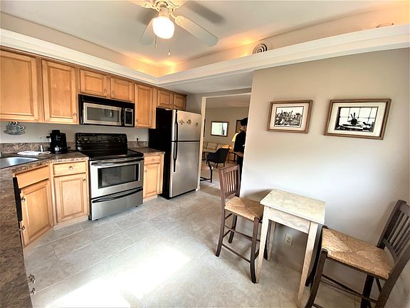 4th image of 8 Colonial Club Dr APT 100