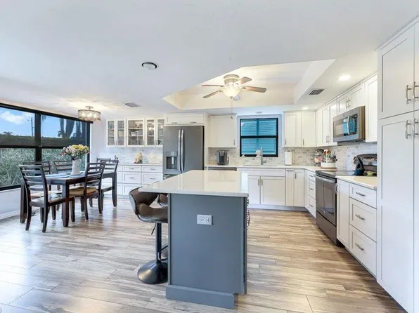 1914 SE 40th Ter #A, Cape Coral, FL 33904