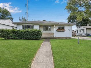 1735 W Greenwood Ave, Waukegan, IL 60087