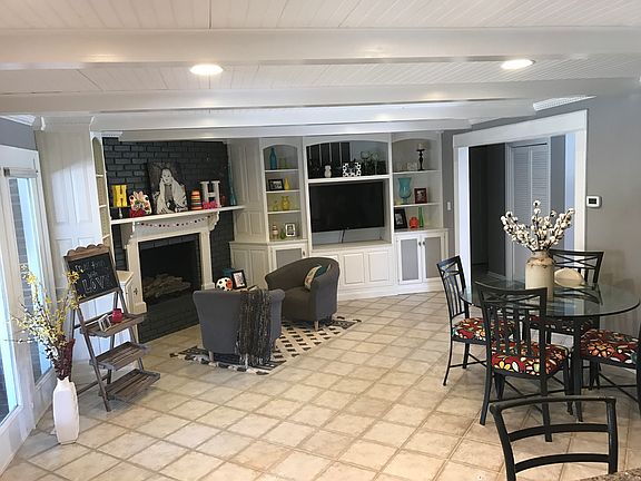3rd image of 116 Greenwood Pl