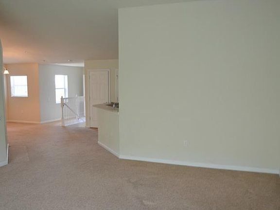4th image of 2112 River Turia Cir