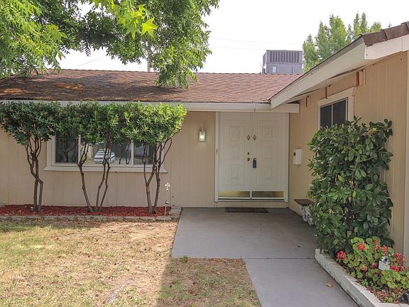 3rd image of 6534 Meadowcreek Way