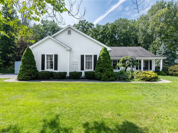 2448 Oak Orchard Rd, Albion, NY 14411