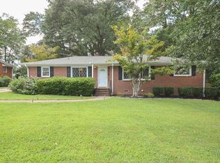 303 Fairhaven Dr, Taylors, SC 29687