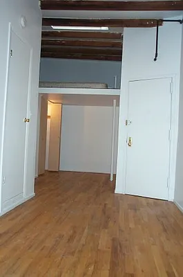 Rented by Tower Brokerage | media 20