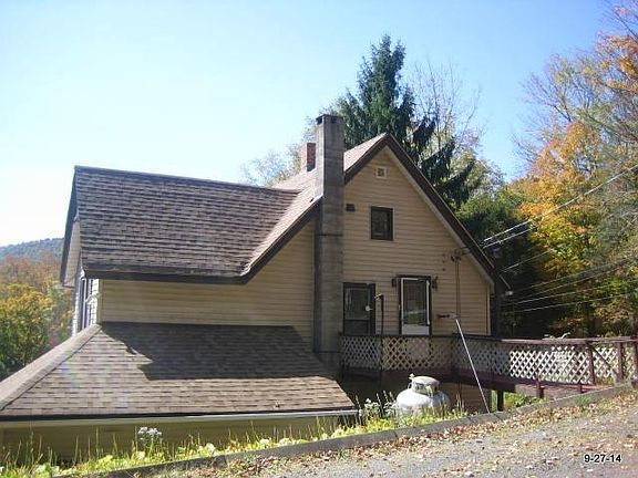 4th image of 31 Franklin St