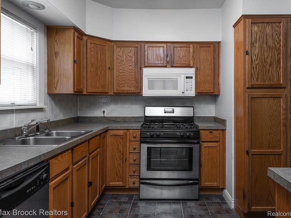 25 Wellesley Dr, photo 10
