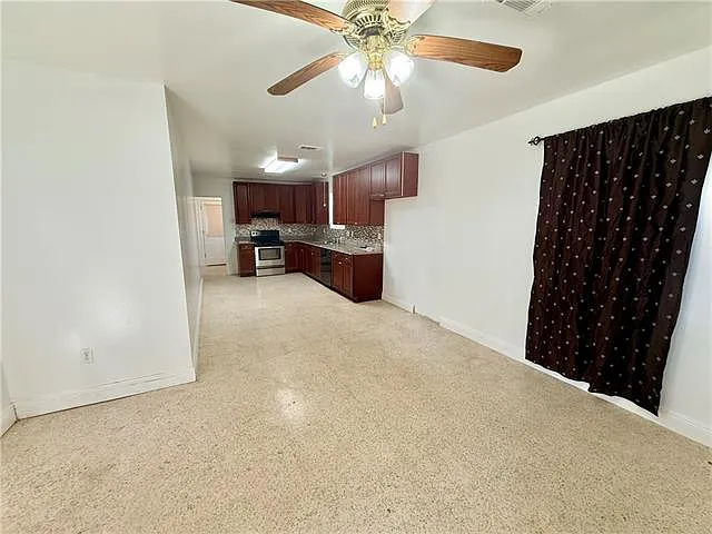 7517 Patricia St — Photo 6