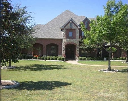 1 acre with Loads of Landscaping