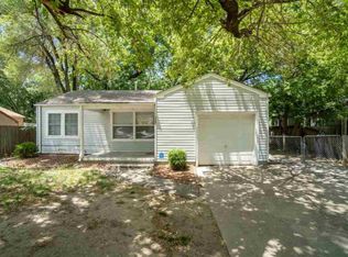 2607 S South Fork St, Wichita, KS 67216