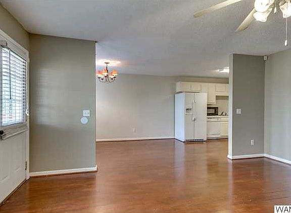 2nd image of 612 Cades Way