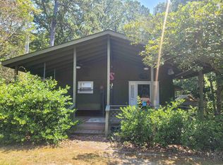 445 Crockett Rd, Greers Ferry, AR 72067
