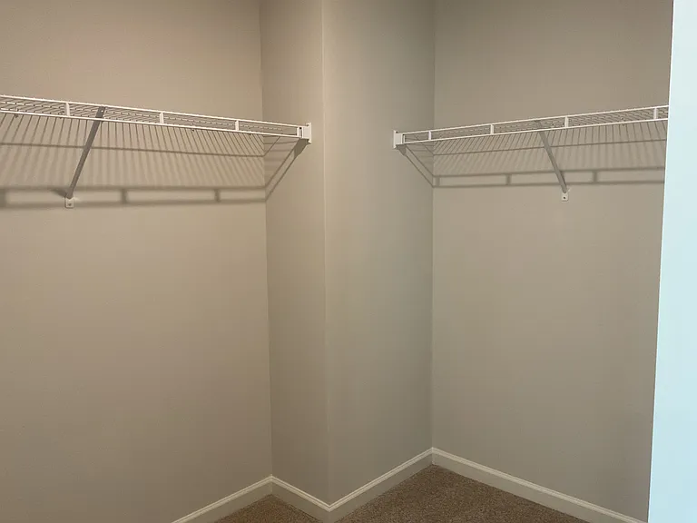 487 Stoneybrook Dr — Photo 33