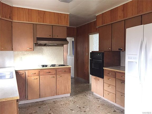 4th image of 29 Northview Park