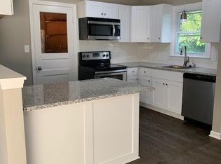 2420 NE Pursell Rd, Kansas City, MO 64118