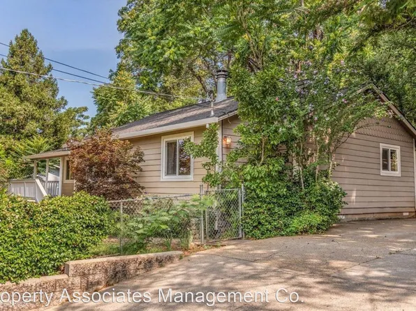 110 Maryland Dr, Grass Valley, CA 95945