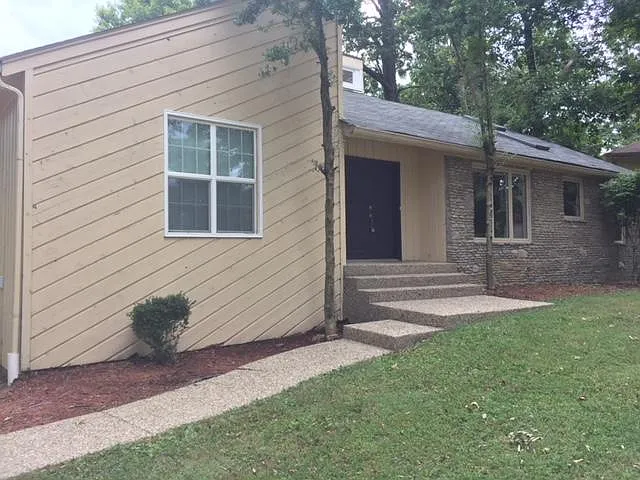 Building Photo - 4108 Riveroaks Ln
