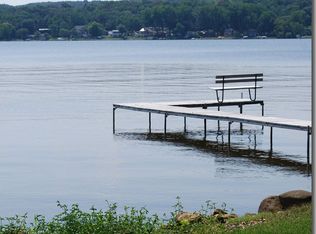 N3231 Tipperary Point Rd, Poynette, WI 53955