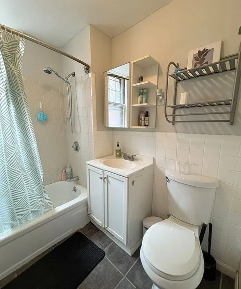130 Sutherland Rd #7 — Photo 6