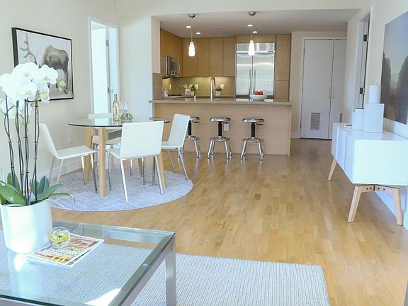 3rd image of 330 Mission Bay Blvd #201