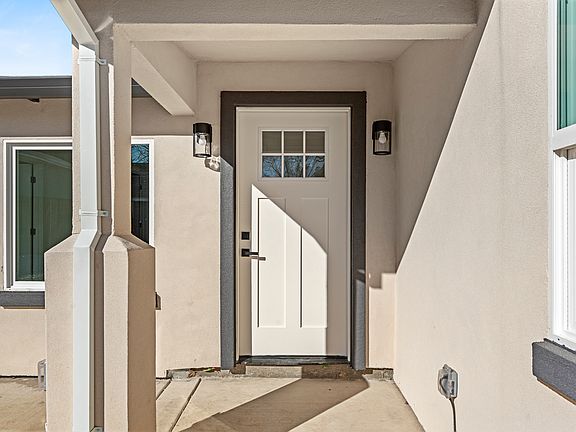 3rd image of 3109 29th Ave #1