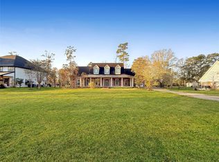 1330 Woodway Blvd, Sour Lake, TX 77659