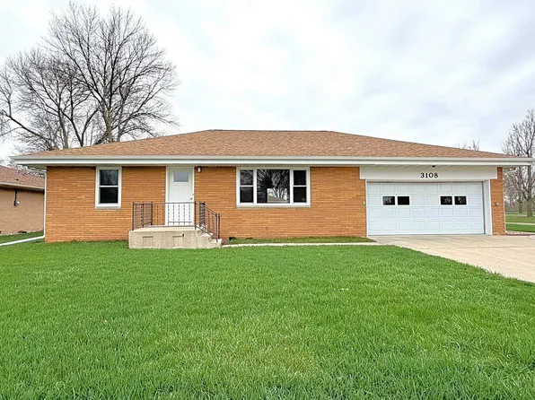 3108 4th St, Emmetsburg, IA 50536