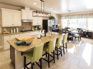 202 Victoria Ct, Paso Robles, CA 93446