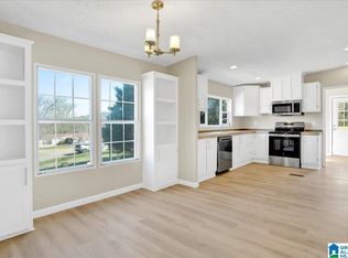 837 Roulain Rd, Odenville, AL 35120