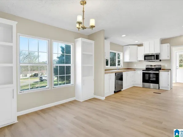 837 Roulain Rd, Odenville, AL 35120
