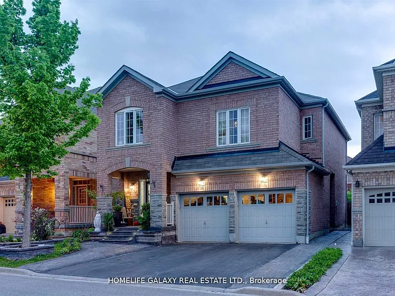 19 Warburton Dr #BSMNT — Photo 3