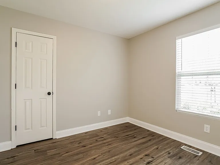 143 Locket Dr — Photo 12