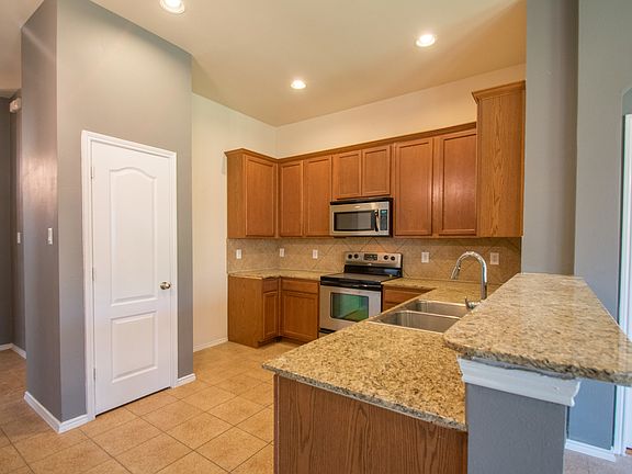 2nd image of 2716 Triple Crown Ln