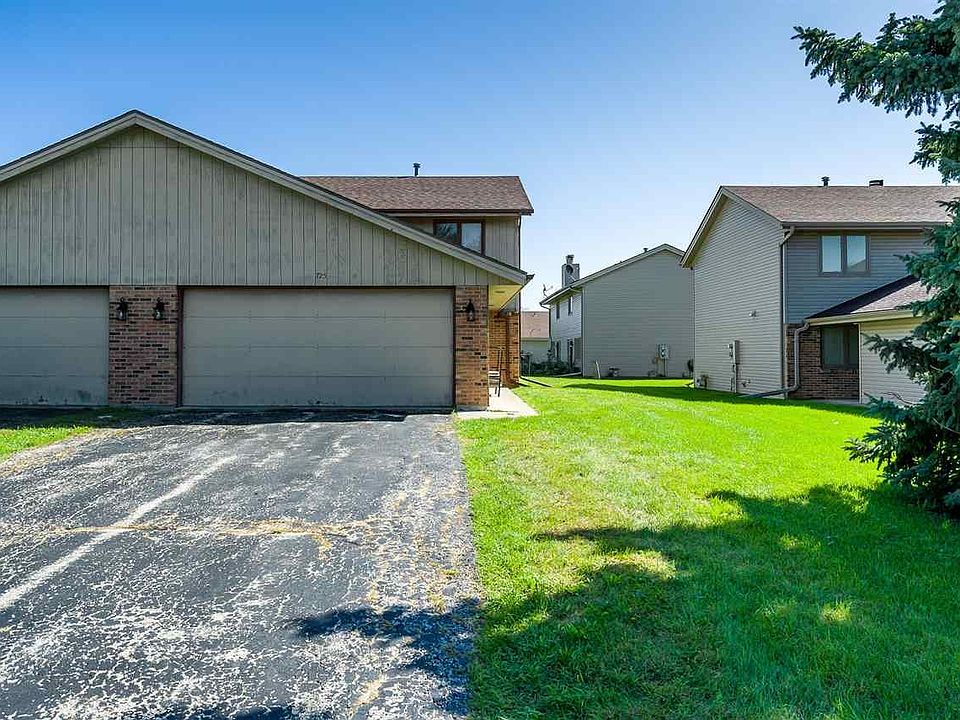 1st image of 725 Tulip Ln