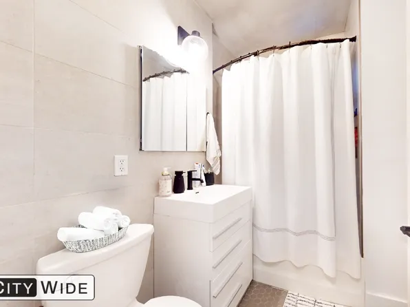 30-44 32nd Street image 5 of 9